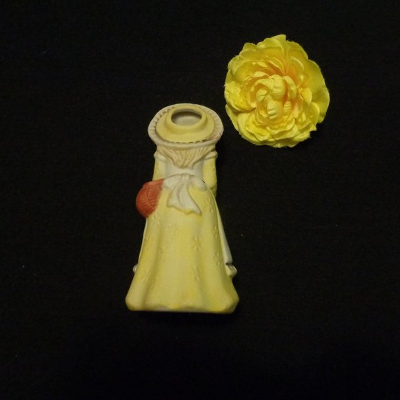 VINTAGE 1970S PRETTY OLD FASHIONED THREAD GIRL - Picture 3 of 5